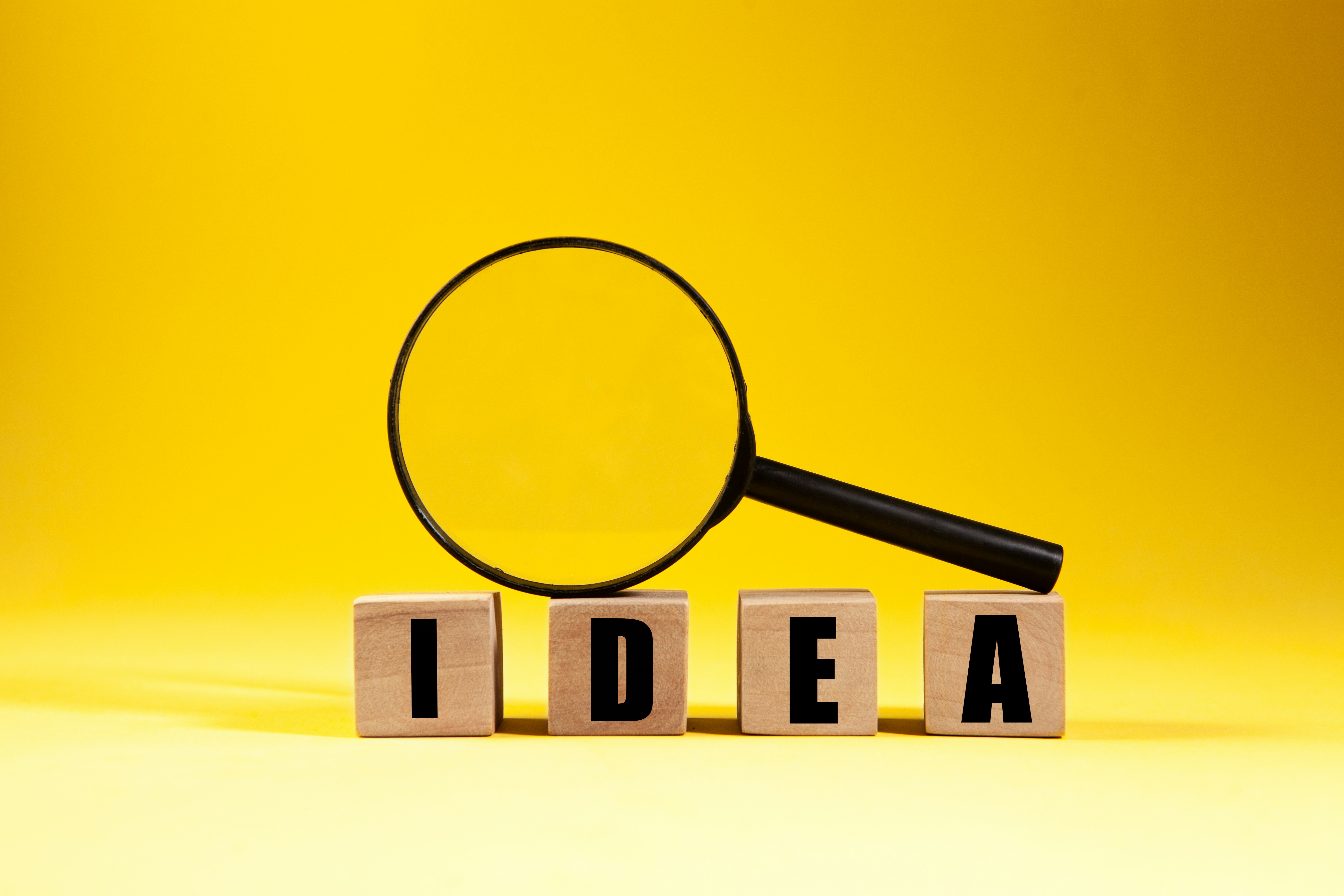 Entrepreneurs brainstorming and validating business ideas